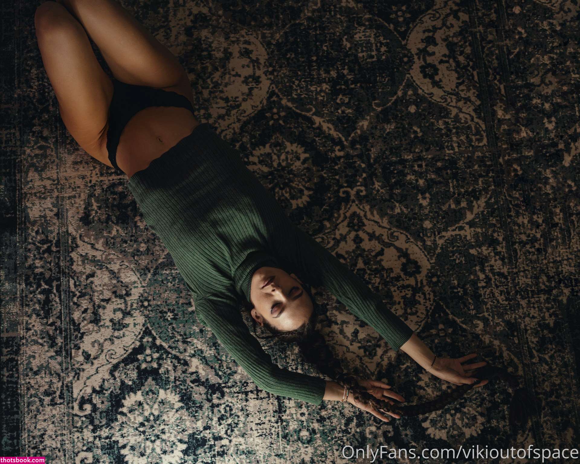 Vikioutofspace Photo #236