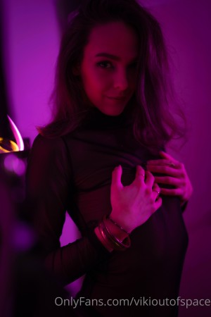 Vikioutofspace Photo #230