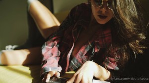 Vikioutofspace Photo #267