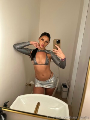 Kassie Wallis Photo #138