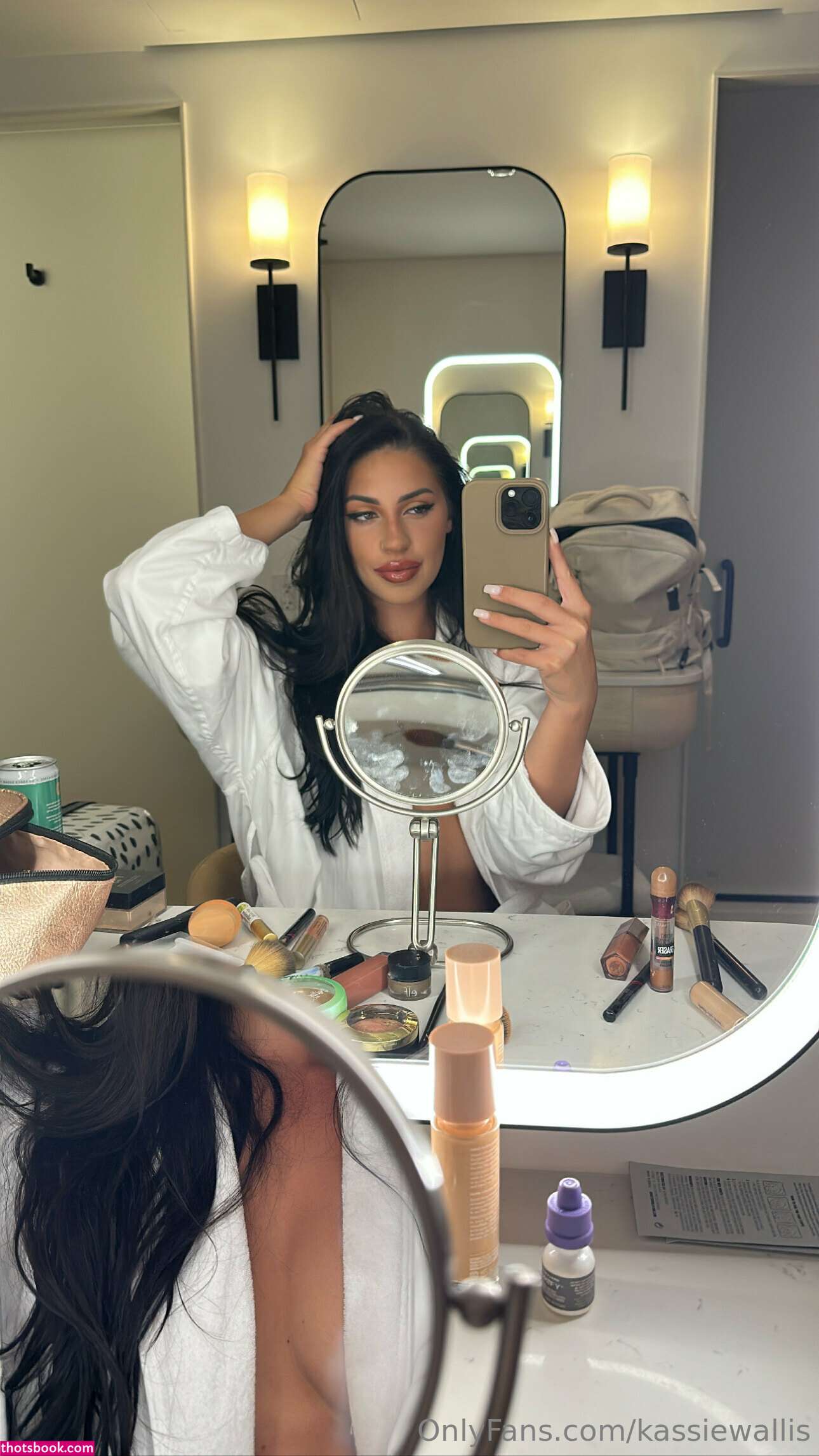 Kassie Wallis Photo #171