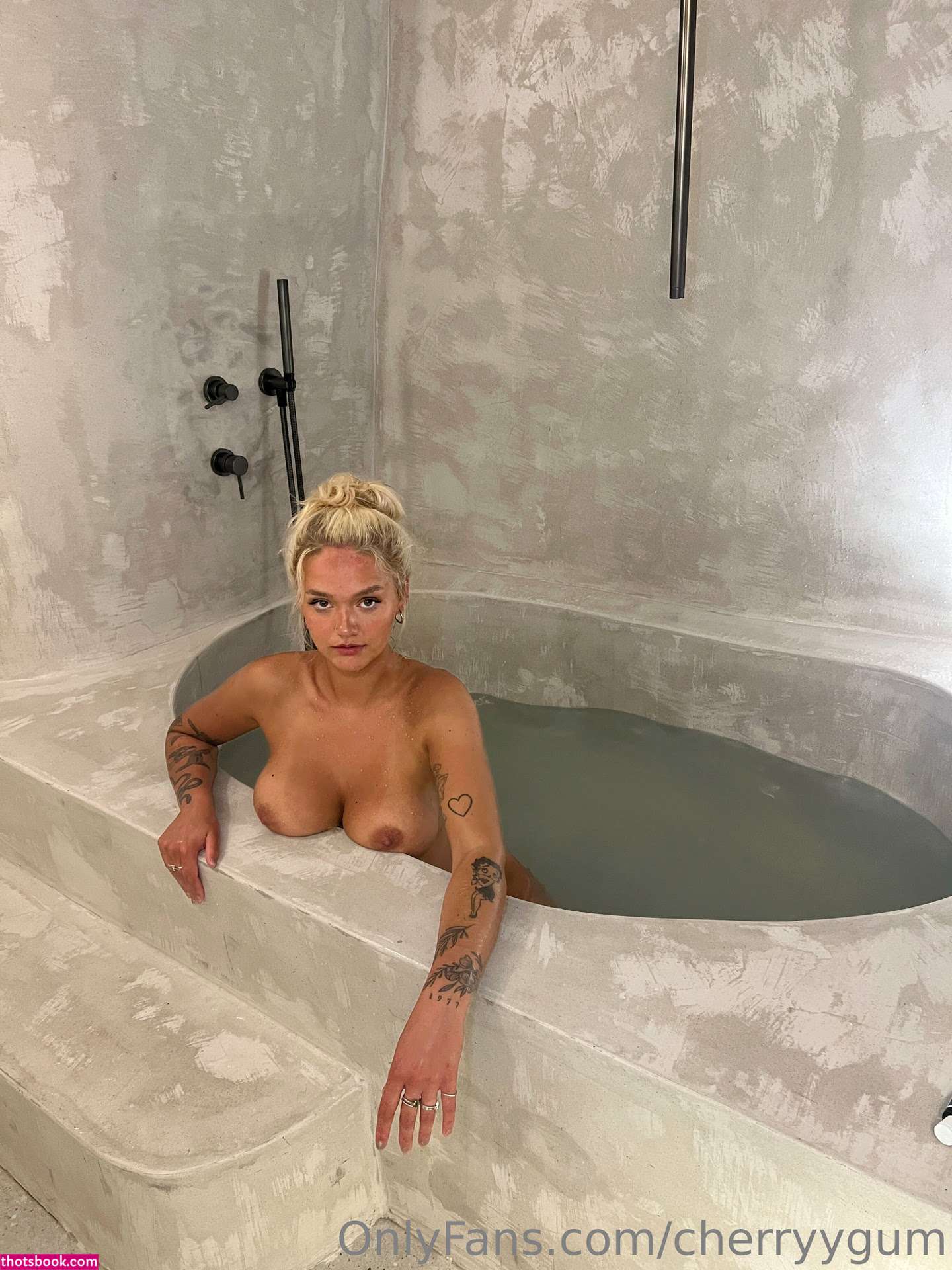 Cherry Gum Photo #77