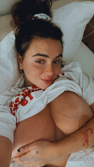 Mila Santos Photo #120