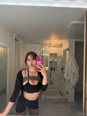 Sophie Mudd Photo #1182