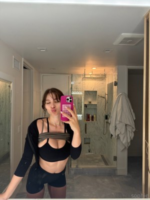 Sophie Mudd Photo #1184