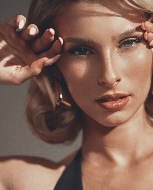 Ella Netzer Photo #50