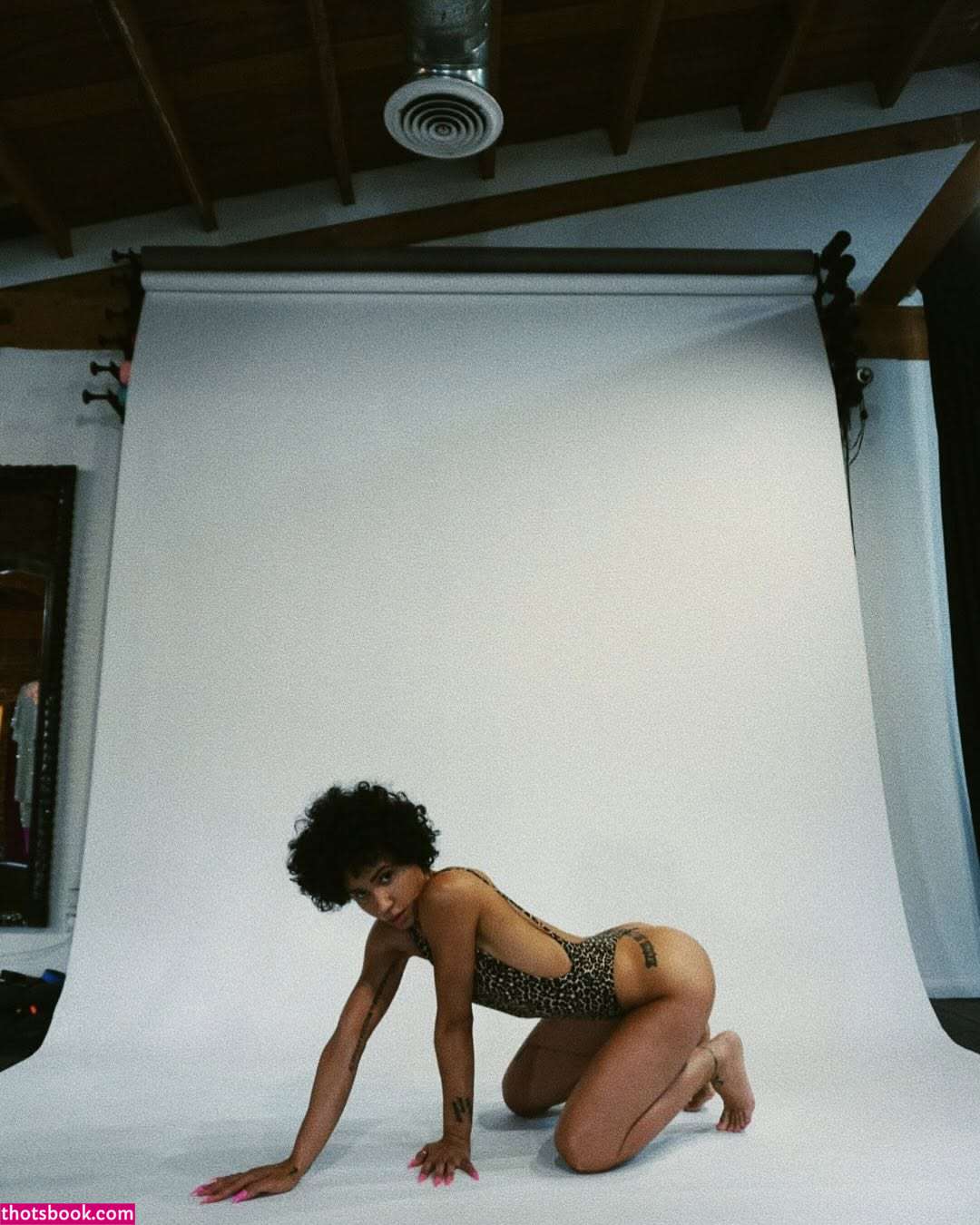 Tanaya Henry Photo #7