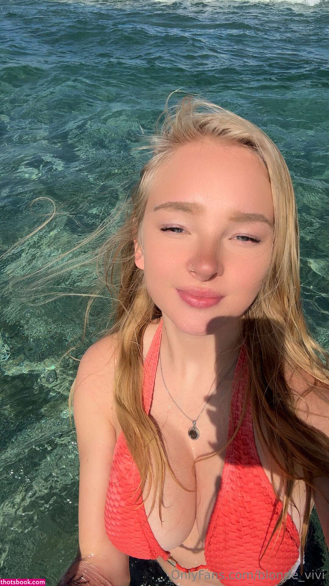 Blonde Vivi Photo #31