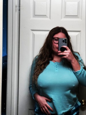 Tess Ferral Photo #8