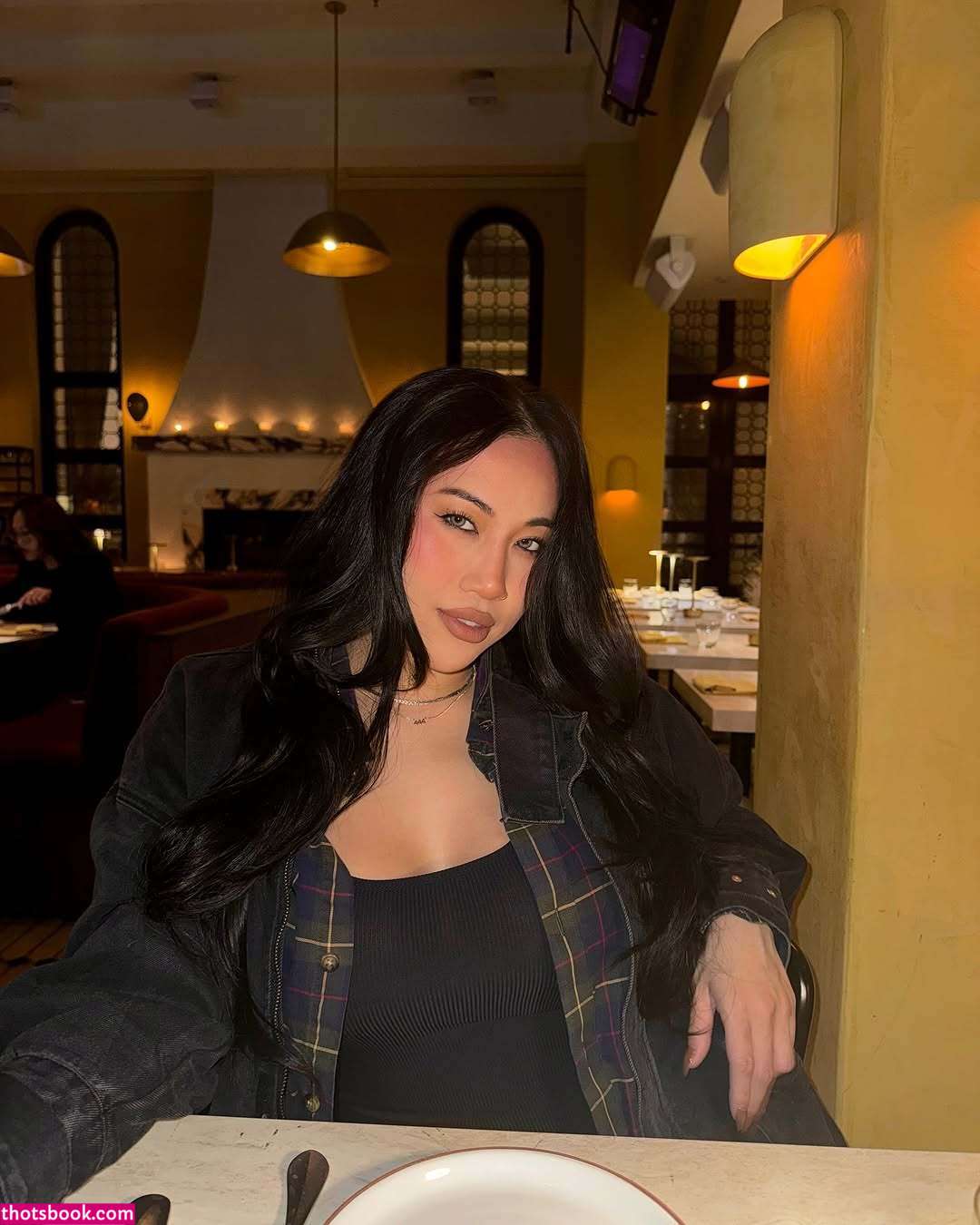 Yenni Huynh Photo #43