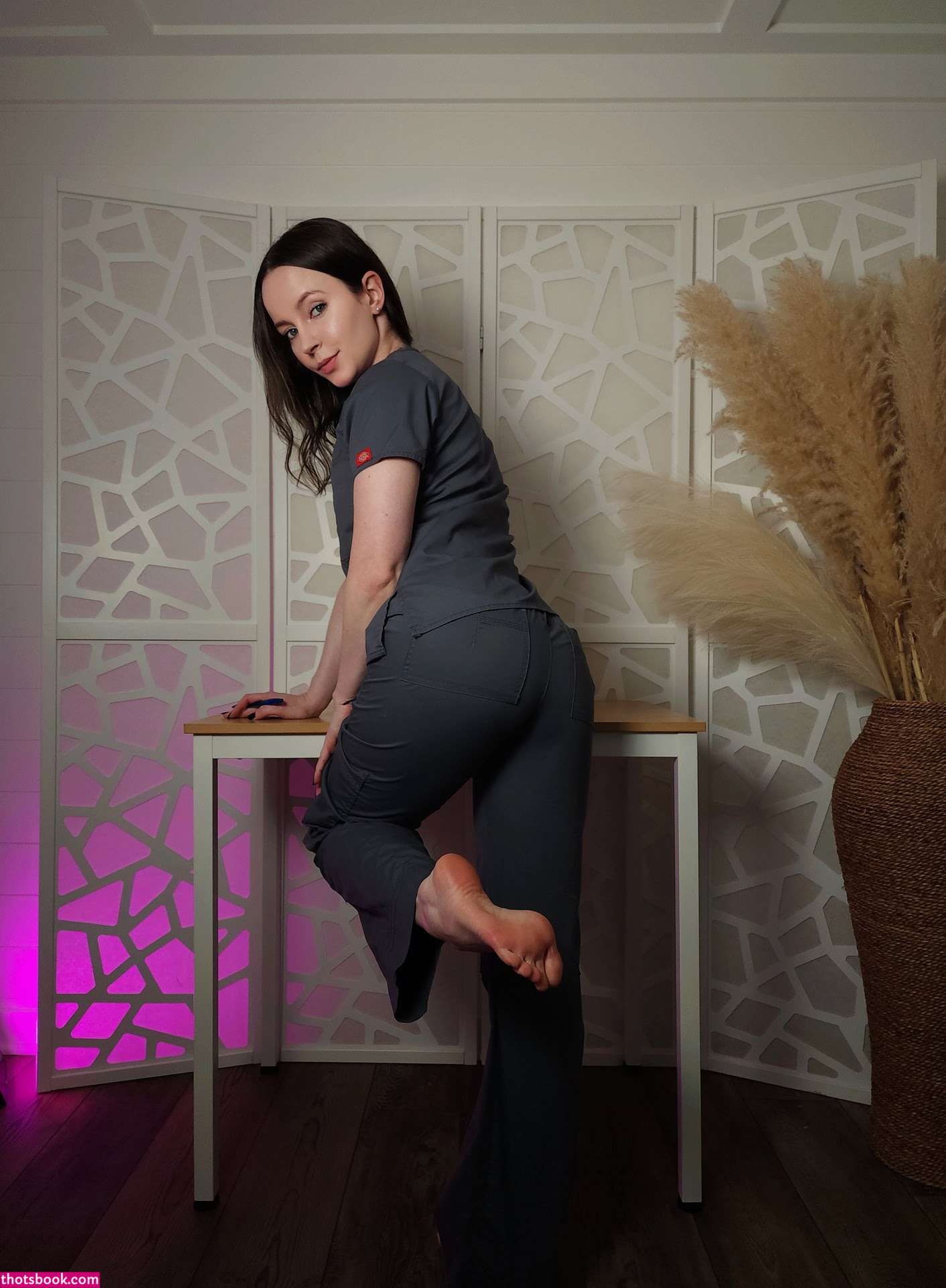 Tinyfeettreat Photo #101