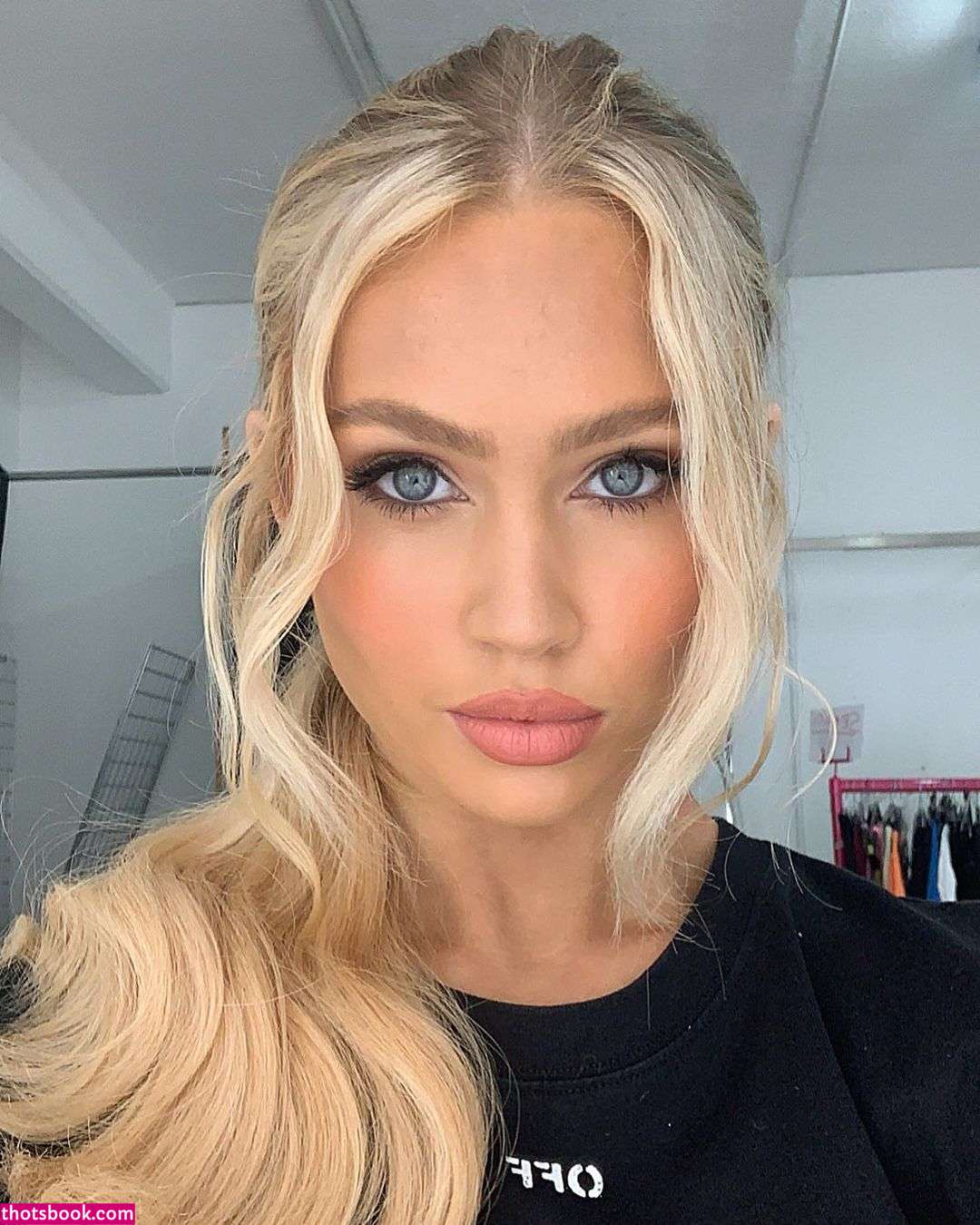 Abby Benson Photo #26