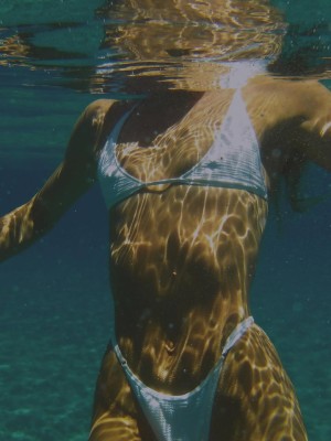 Candice Swanepoel Photo #89