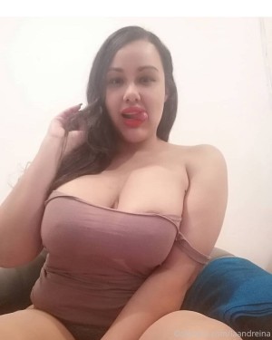 curvybunny91 Photo #33