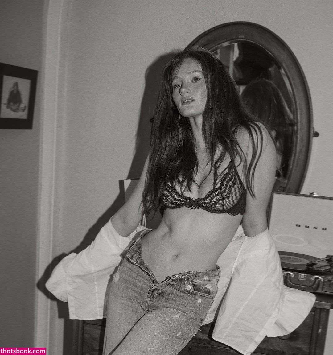 Erin Perise Photo #28