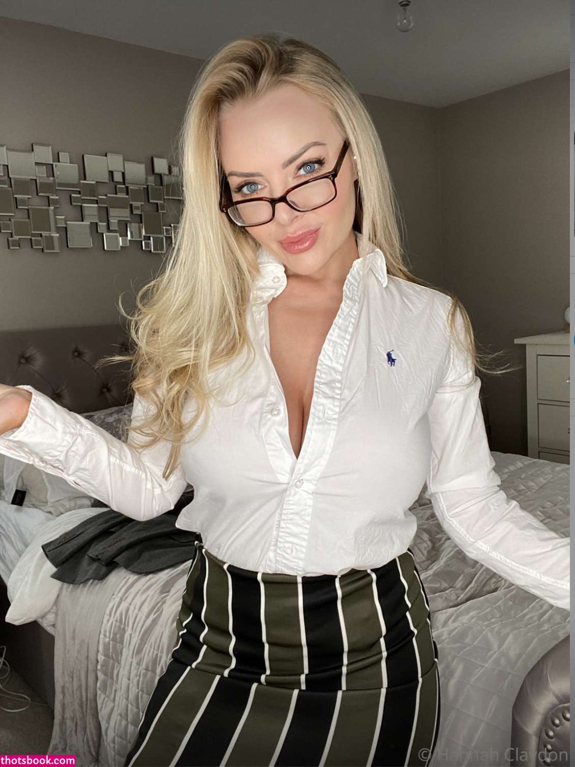 Hannah Claydon Photo #105