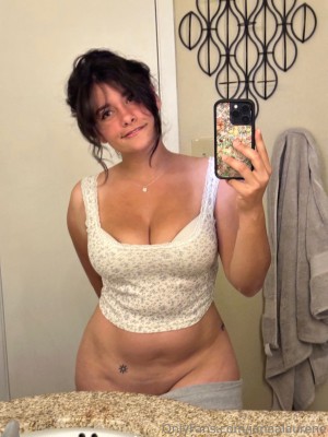 Jjanaaluarn Photo #26