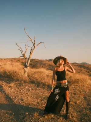 Becca Means Photo #12