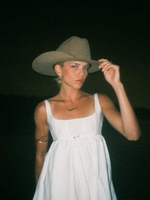 Becca Means Photo #33