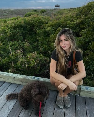 Julia Ernst Photo #9