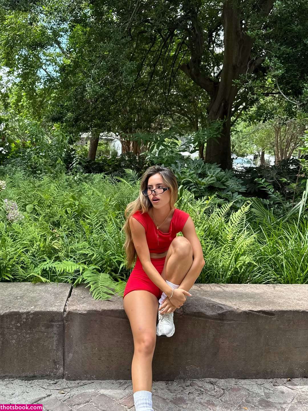 Julia Ernst Photo #34