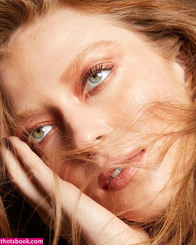 Larsen Thompson Photo #93