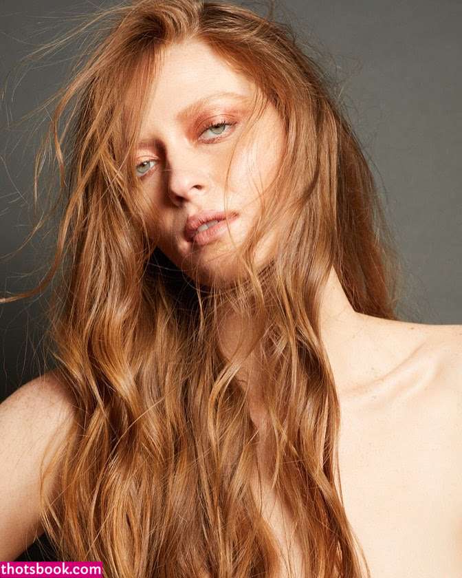 Larsen Thompson Photo #95