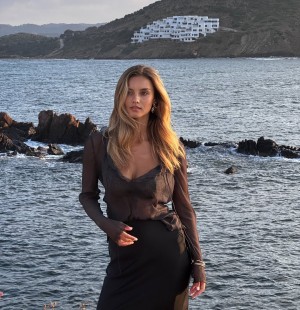 Nicola Cavanis Photo #45