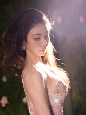 Yuan Herong Photo #154