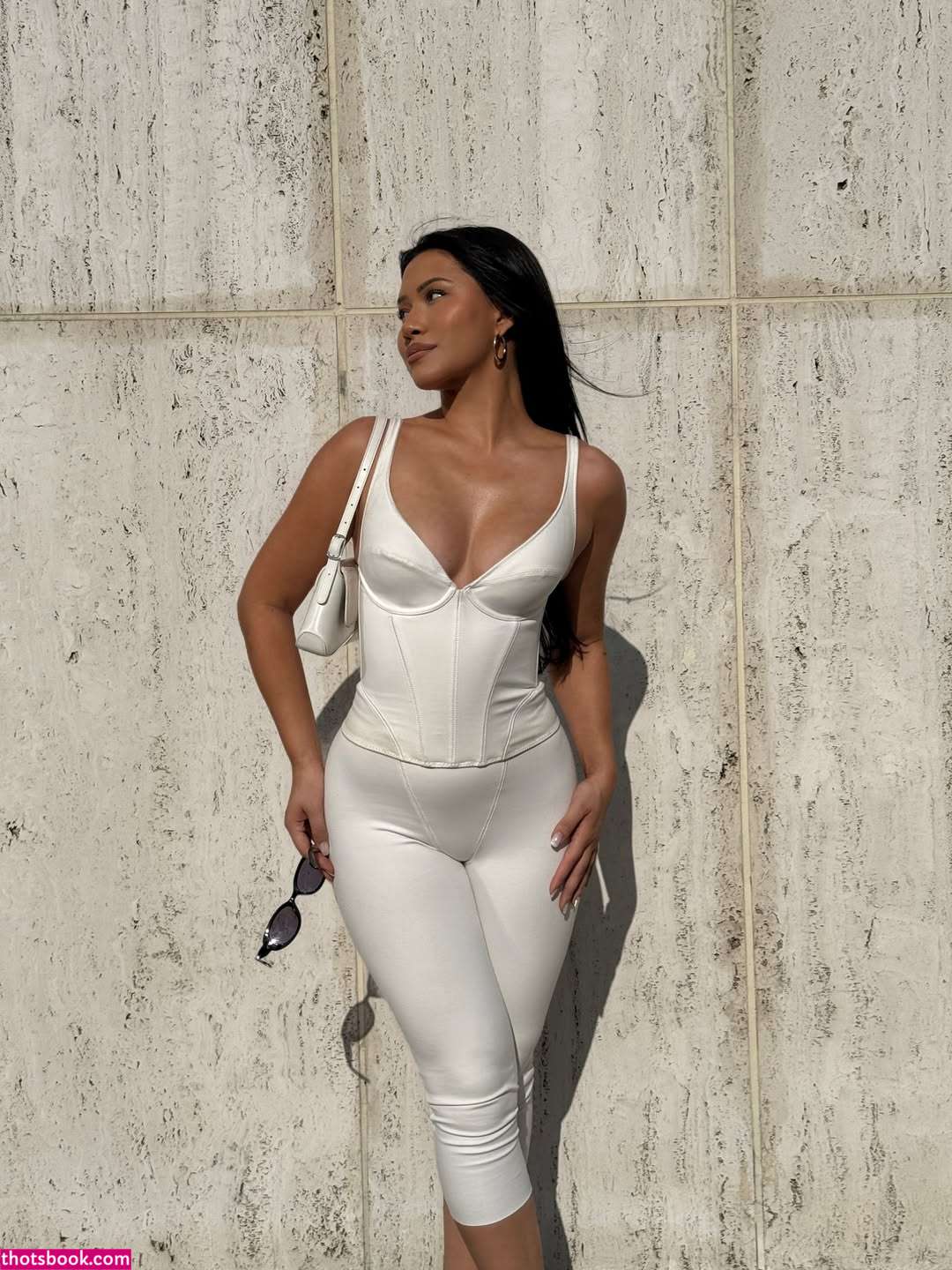 Julia Kelly Photo #49