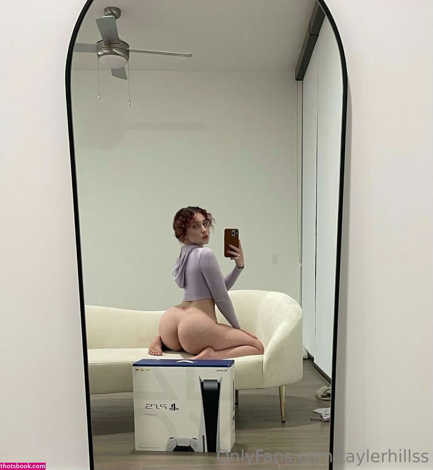 Tayler Hills Photo #807