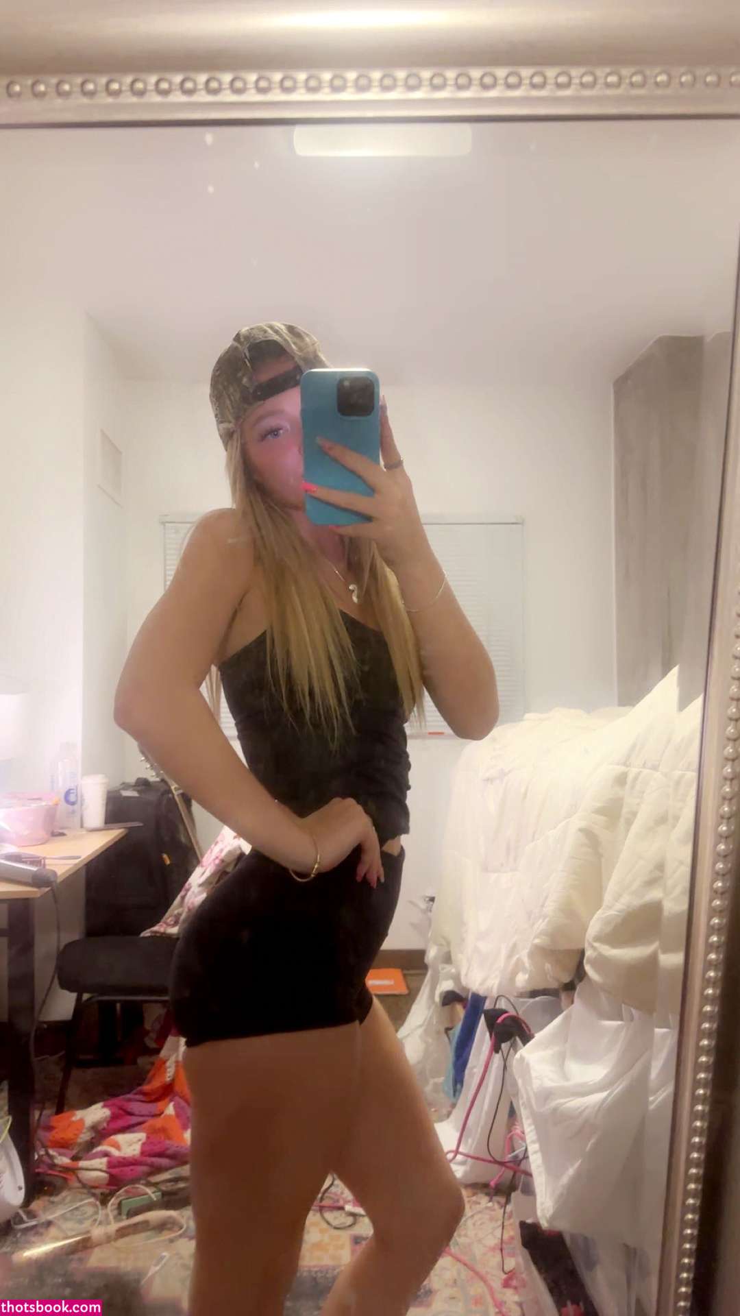 Shae Smolik Photo #5