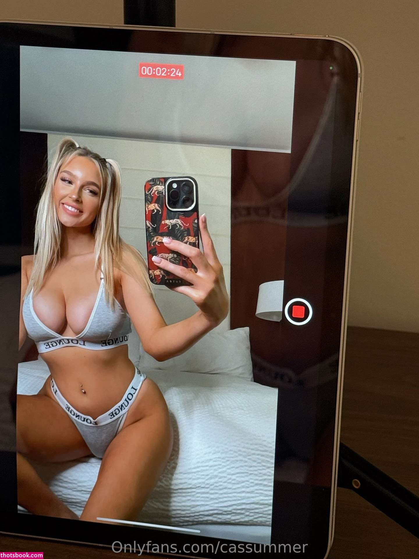 cassandrajsteele Photo #236