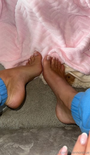 Rhiannon Blue Photo #873