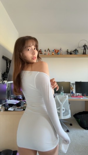 Sophie Mudd Video #1230