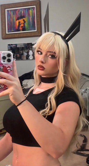 lizgrimess Photo #14