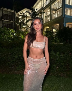 Emily Landon Photo #21