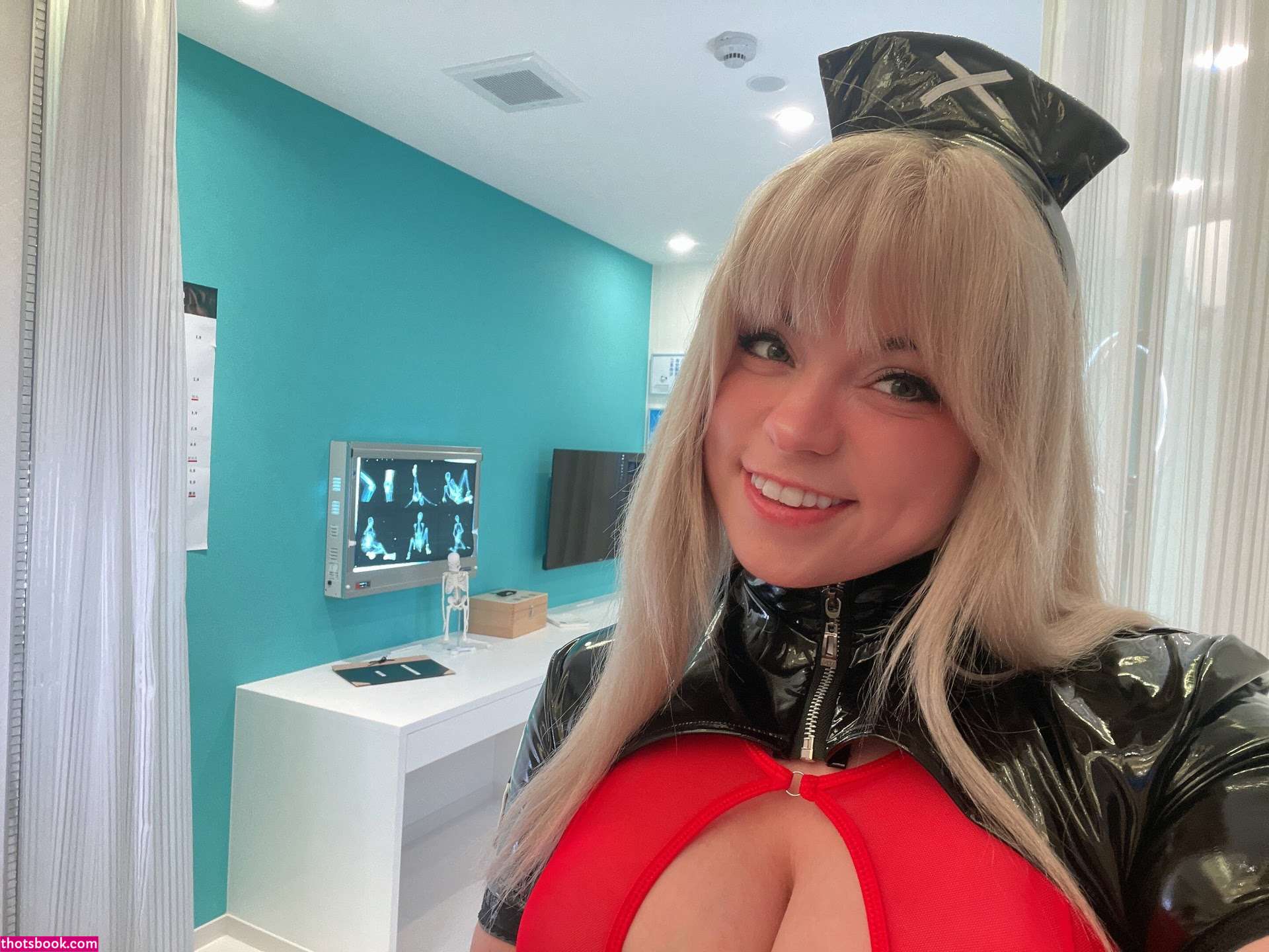 Sabrina Banks Photo #175