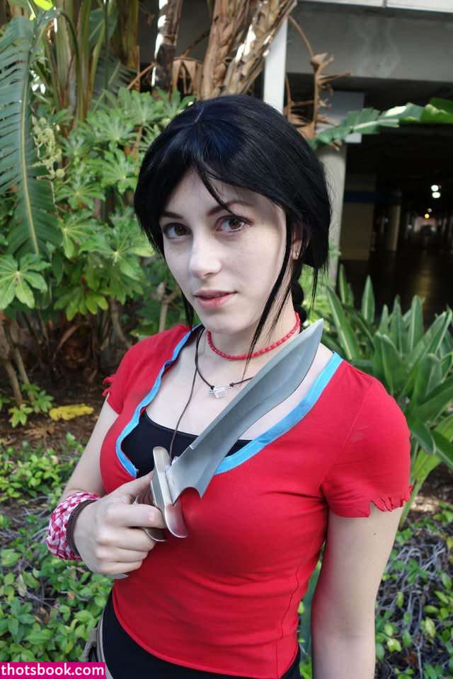 Claire Max Photo #33