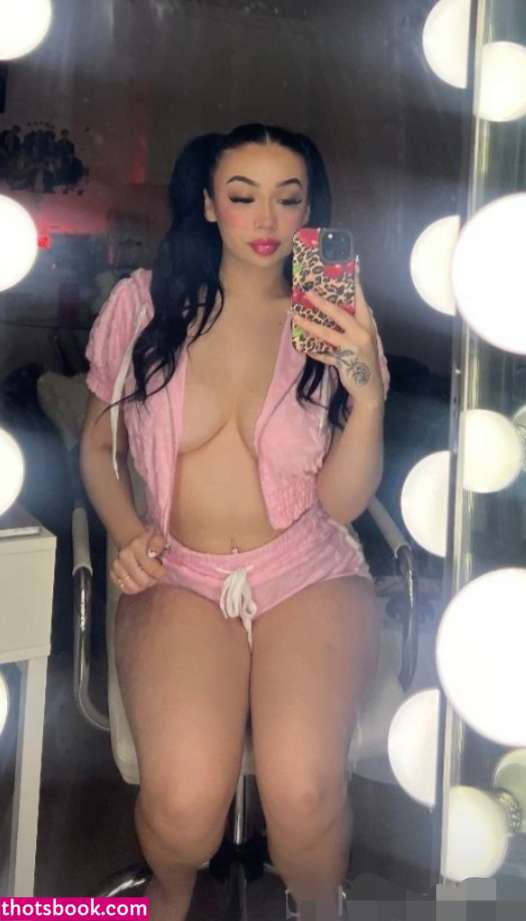 Josie Alesia Photo #7