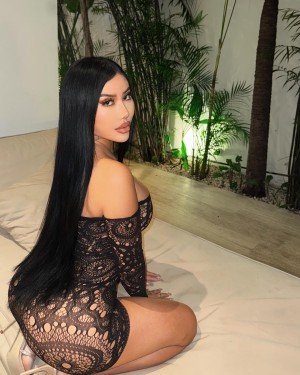 Krissssyxo Photo #47