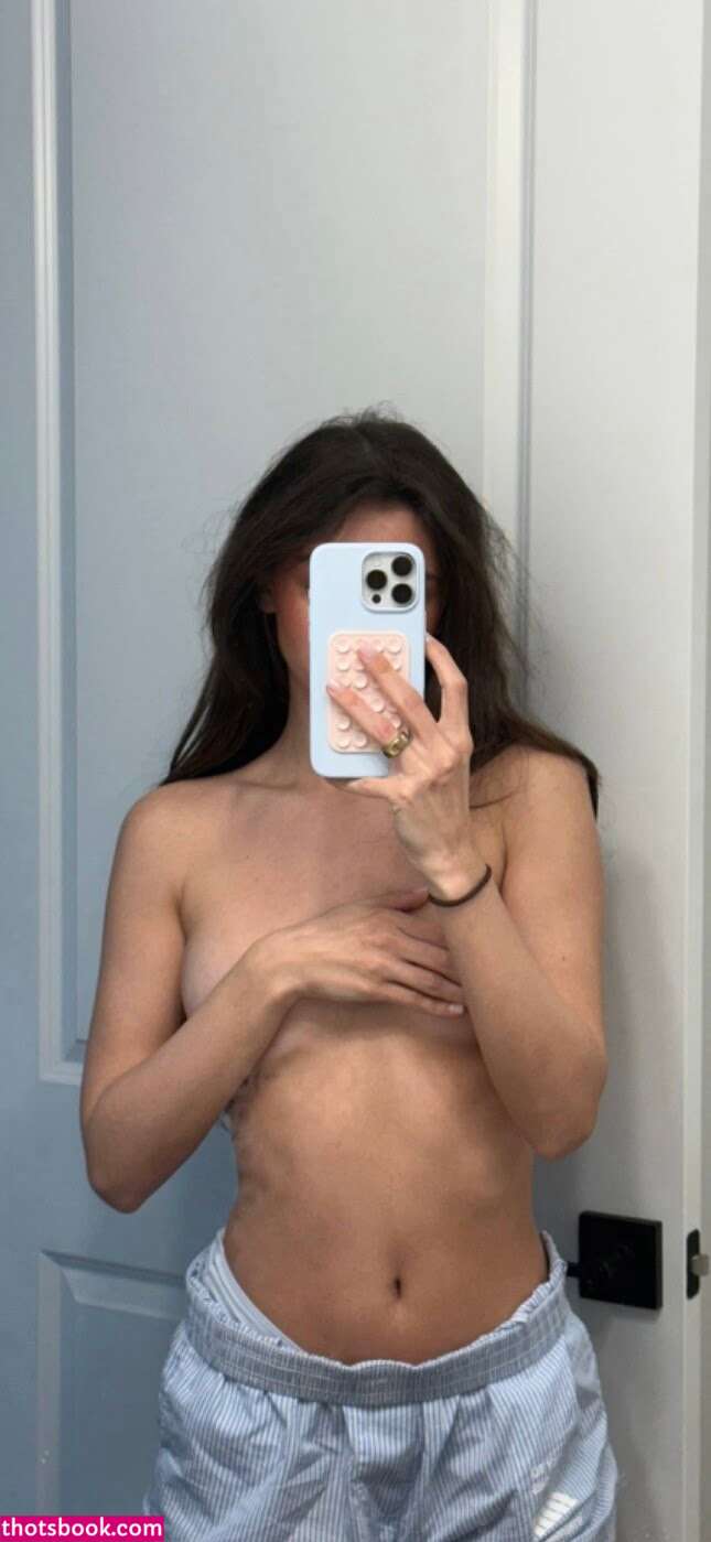 Savannah Demers Photo #9