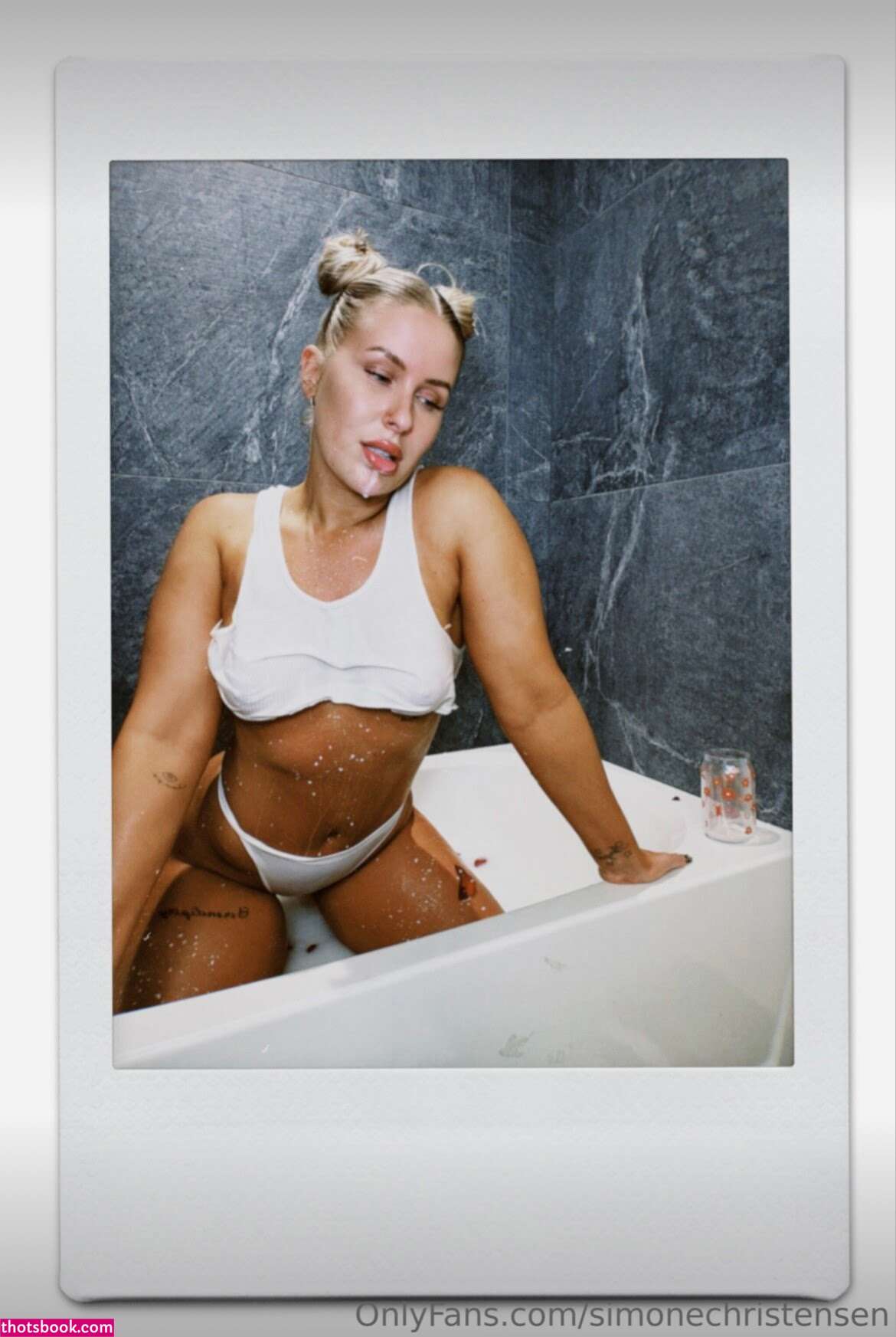 Simone Christensen Photo #191