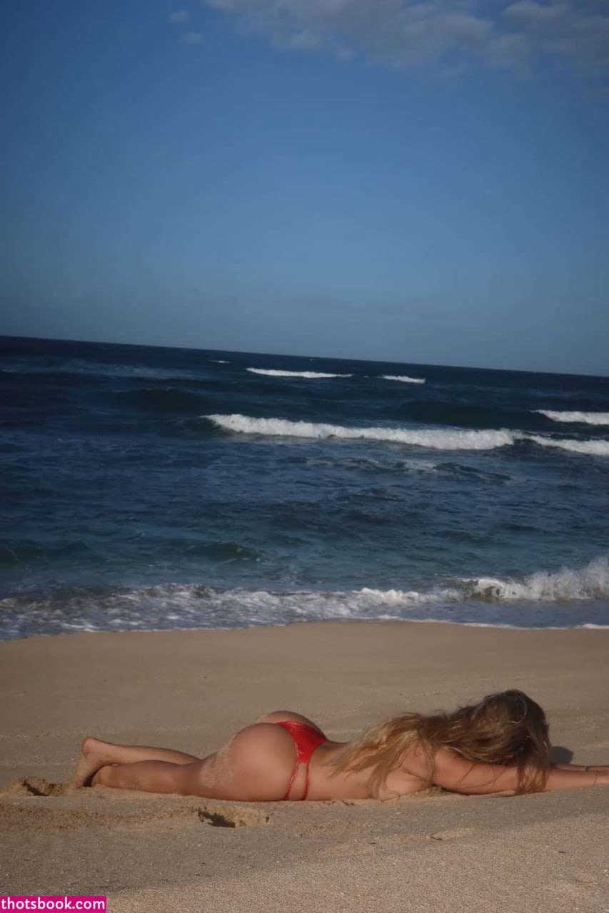 Halia Beamer Photo #10