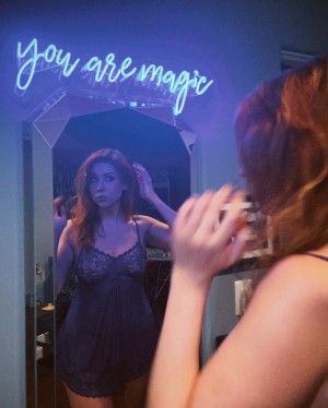 Hazel Hayes Photo #12