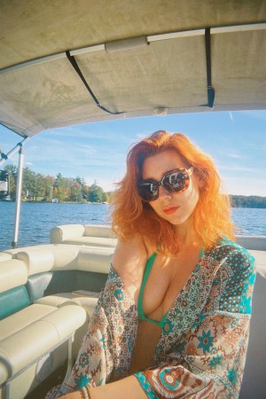 Hazel Hayes Photo #38