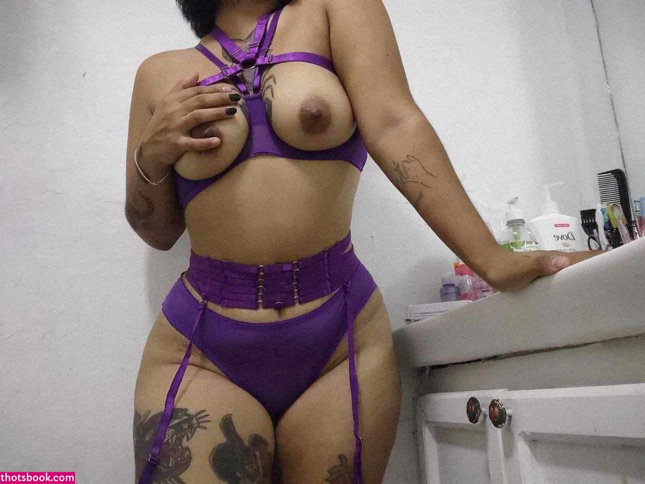 Abril Temich Photo #12