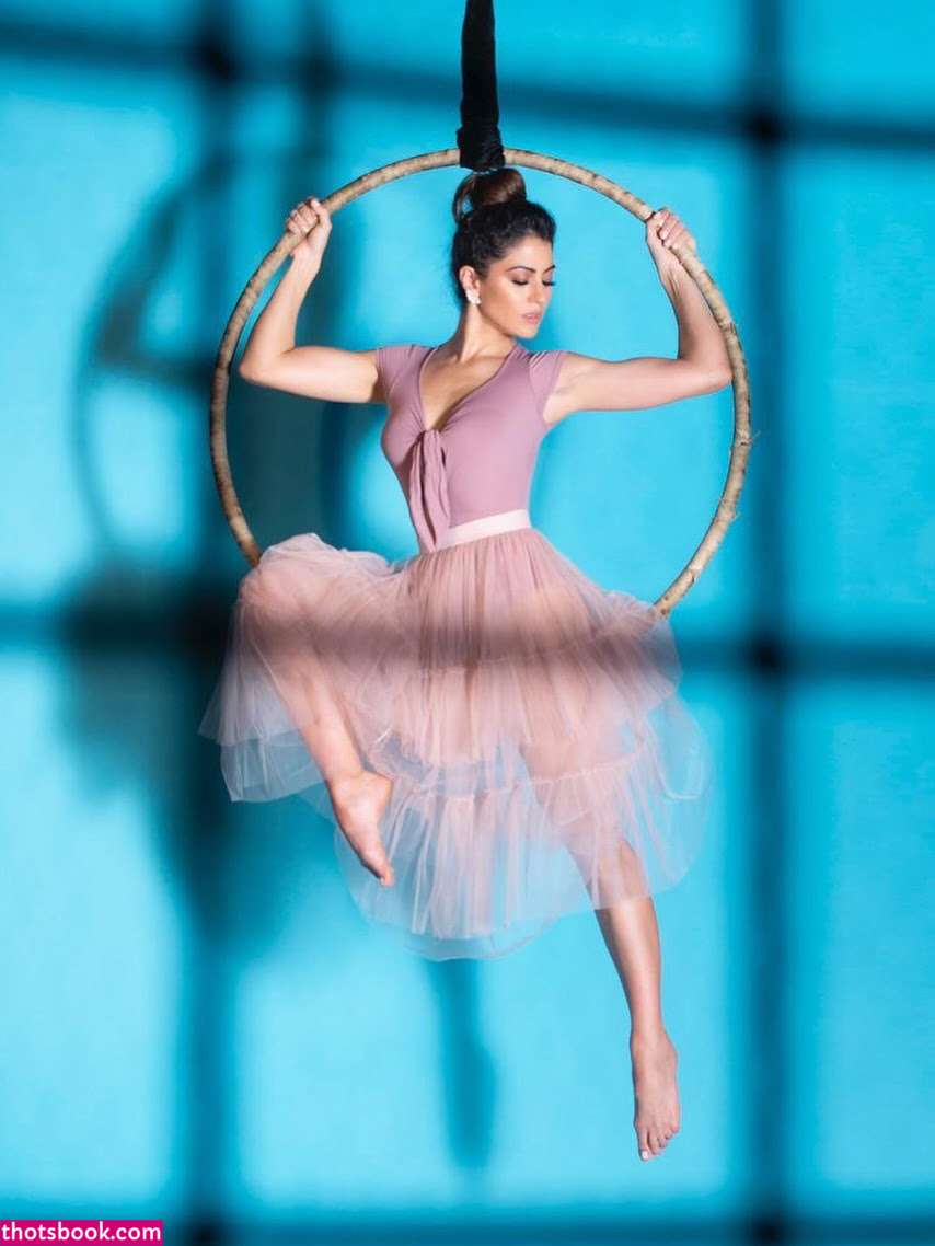 Carol Castro Photo #12