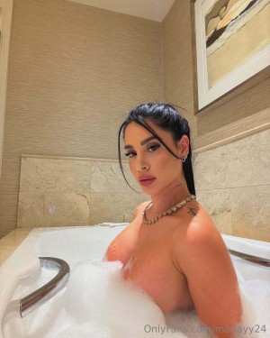 Maday Castellano Photo #102