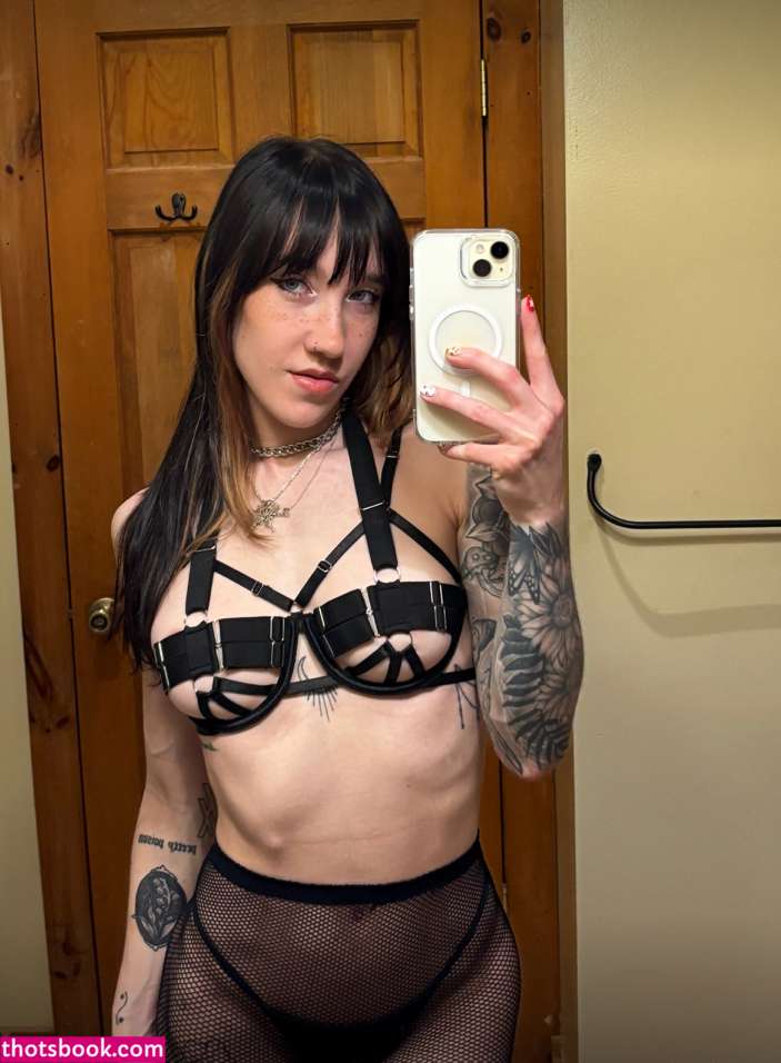 exxxclusivecc Photo #10